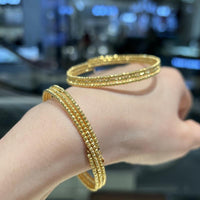 Elegant 18K Gold Elastic Bangle